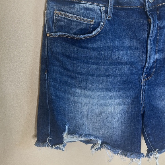 Risen High Rise Shorts Dark Wash Womens Size 1XL Distressed - Picture 5 of 15